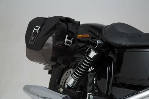 Harley-Davidson Dyna Wide Glide (09-17).