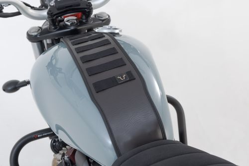 Modèles Triumph (15-). Avec pochette acc. LA2.