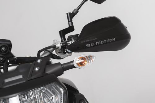 Negro. Yamaha MT-09 (13-20), XSR700/900.