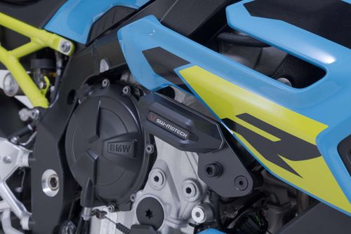 Black. BMW S 1000 R (24-).