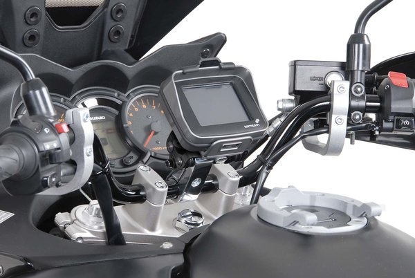 GPS mount with handlebar clamp For 1 1/4" (Ø 32 mm) handlebar. Damped. Silver.