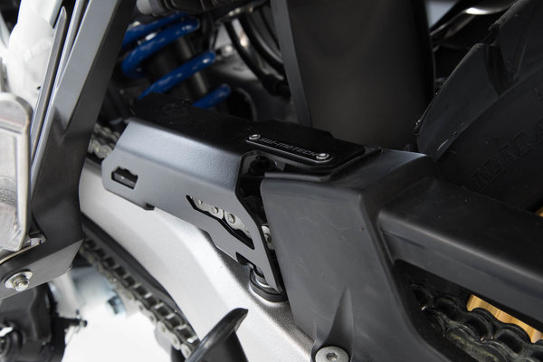Extension pour protection de chaine Noir. Honda CRF1000L (15-).