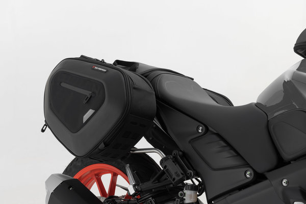 PRO BLAZE H saddlebag set Black. Yamaha MT-125 (19-).