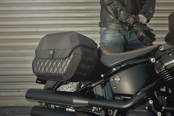 Legend Gear side bag system LH2/LH1 25.5/19.5 l. Harley-Davidson Softail Slim (17-).