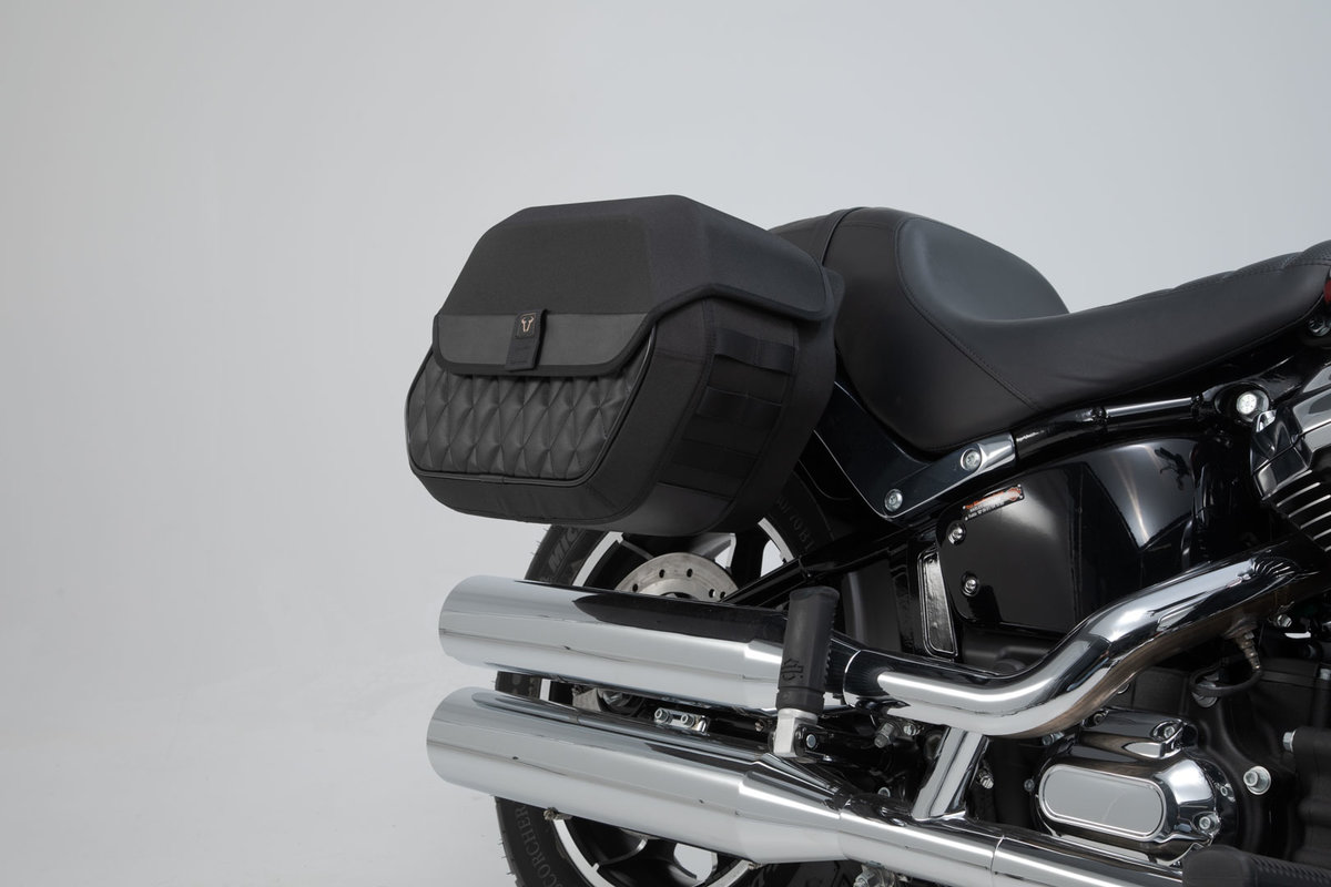 Legend Gear side bag system - Harley Softail Low Rider