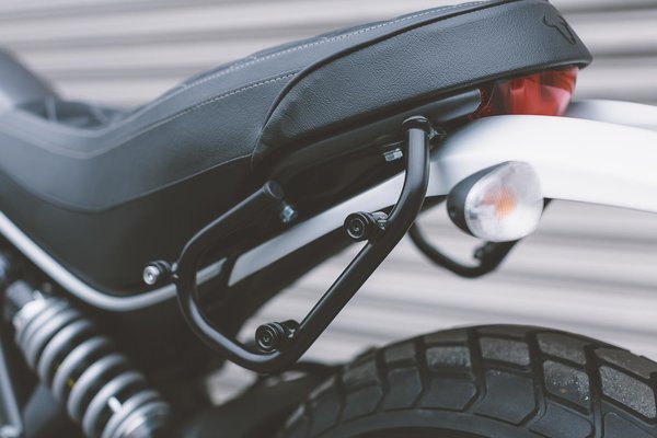 Legend Gear set sacoches lat. LC - Black Edition Modéles Ducati Scrambler (14-).