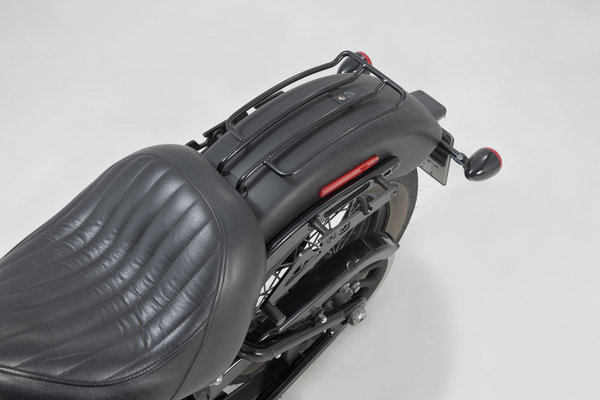 Support latéral SLH gauche LH1 Harley-Davidson Softail Slim (12-17). Pour LH1.