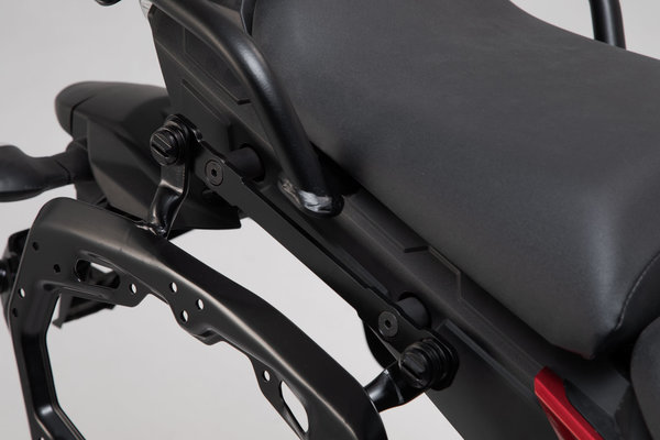 Soporte lateral PRO Negro. Yamaha MT-09 Tracer / 900 Tracer (14-18).