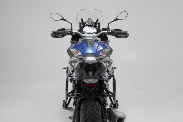 Soporte lateral PRO Negro. BMW S 1000 XR (15-19).