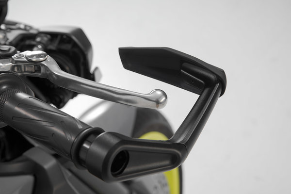 Lever guards with wind protection Black. Yamaha MT-07 / MT-09 / MT-10.