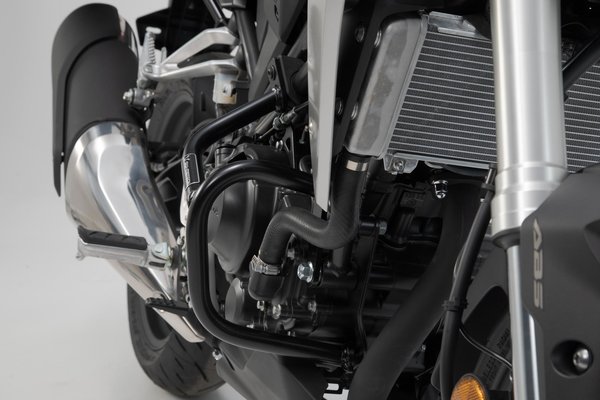 Protecciones laterales de motor Negro. Honda CB300R (18-).